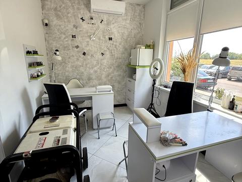 коммерческая по адресу Радужный массив ул., 4