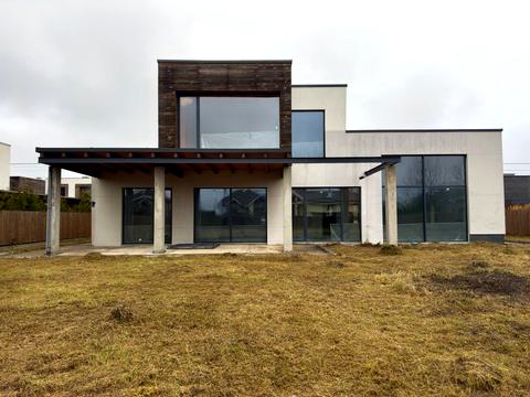 будинок за адресою щаслива, 26