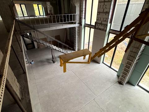 комерційна за адресою Олександра Поля просп. (Кірова), 46