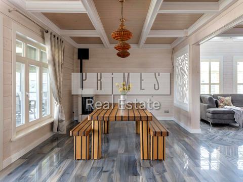 будинок за адресою Виноградна вул., 15