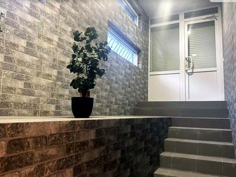 комерційна за адресою Київ, Верховної Ради бульв., 21-А