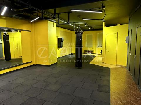 комерційна за адресою Івана Дяченка вул., 20Б