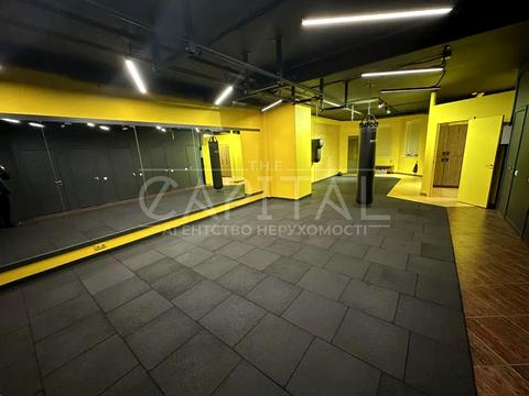 комерційна за адресою Івана Дяченка вул., 20Б