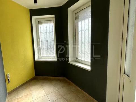 комерційна за адресою Івана Дяченка вул., 20Б