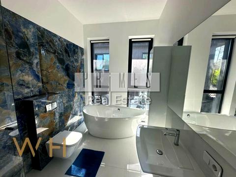 будинок за адресою Радистів вул., 11