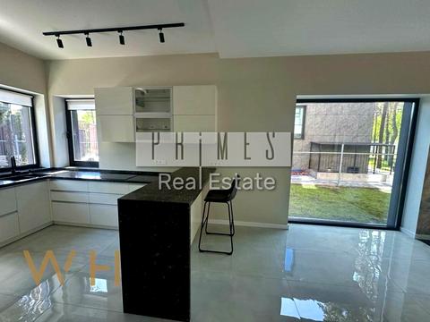 будинок за адресою Радистів вул., 11