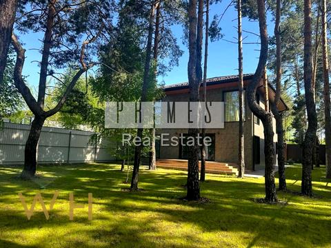 будинок за адресою Радистів вул., 11