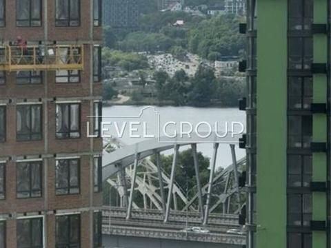 квартира за адресою Причальна вул., 8