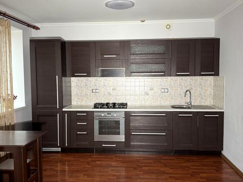 квартира за адресою Погребняка вул., 8