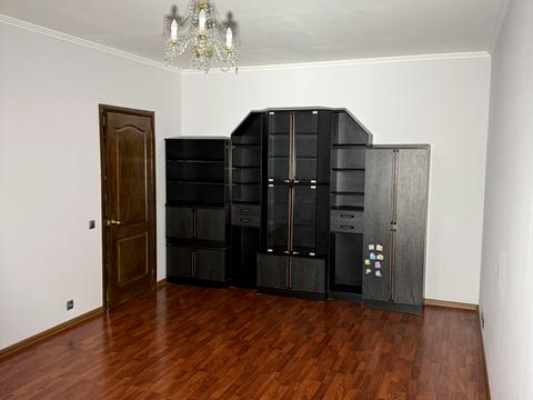 квартира за адресою Погребняка вул., 8