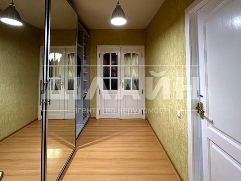 квартира за адресою Автозаводська вул., 56