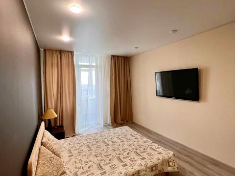 квартира за адресою Жаботинського вул. (Пролетарская улица), 56а