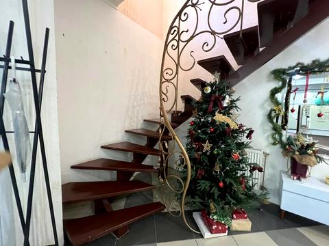 комерційна за адресою Яноша Недецеї вул., 34-А