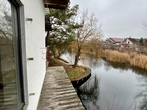 будинок за адресою Дамбова вул., 28