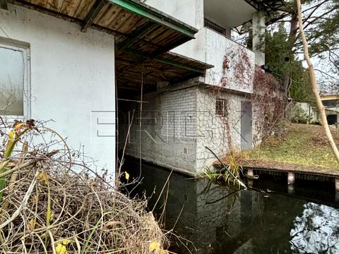 будинок за адресою Дамбова вул., 28