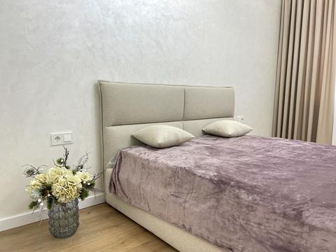 квартира за адресою Яблунева вул., (вул. Щаслива, 63)