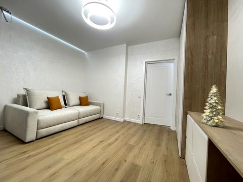 квартира за адресою Яблунева вул., (вул. Щаслива, 63)