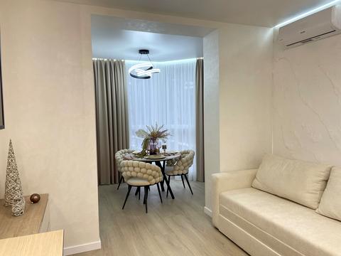 квартира за адресою Яблунева вул., (вул. Щаслива, 63)