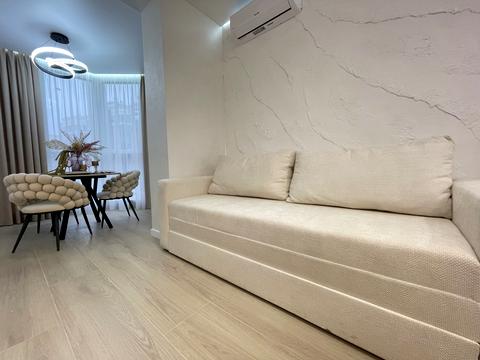 квартира за адресою Яблунева вул., (вул. Щаслива, 63)