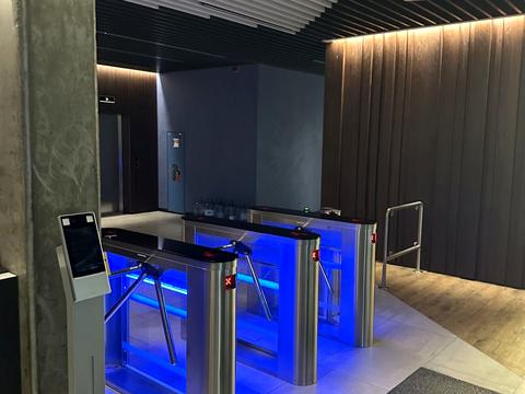 коммерческая по адресу Зоологическая ул., 5/1