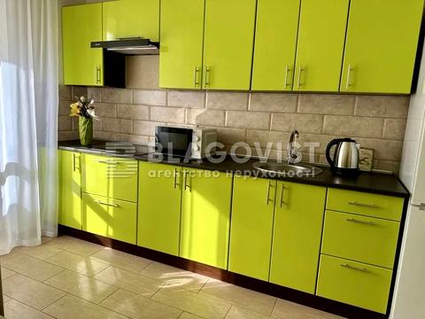 квартира за адресою Академіка Глушкова просп., 9-Д