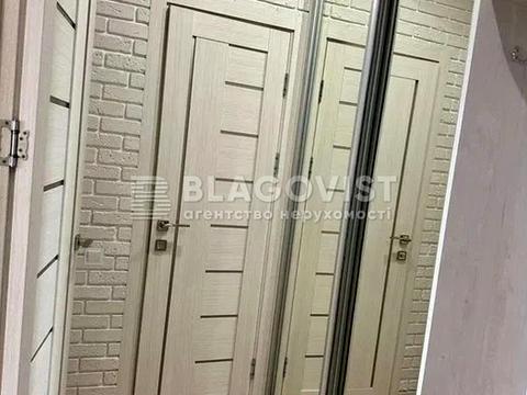 квартира за адресою Академіка Глушкова просп., 9-Д