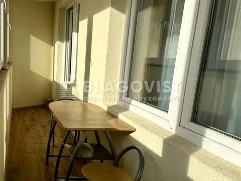 квартира за адресою Академіка Глушкова просп., 9-Д