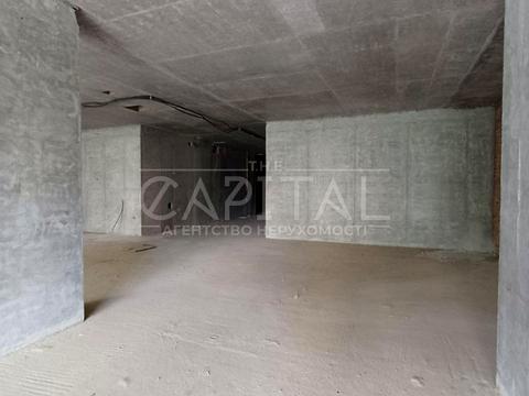 комерційна за адресою Предславинська вул., 20-А