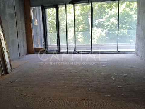 комерційна за адресою Предславинська вул., 20-А