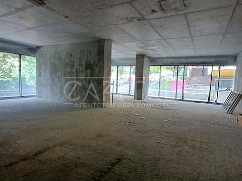 комерційна за адресою Предславинська вул., 20-А