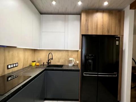 квартира за адресою Ньютона вул., 104