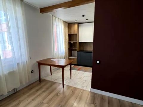 квартира за адресою Ньютона вул., 104