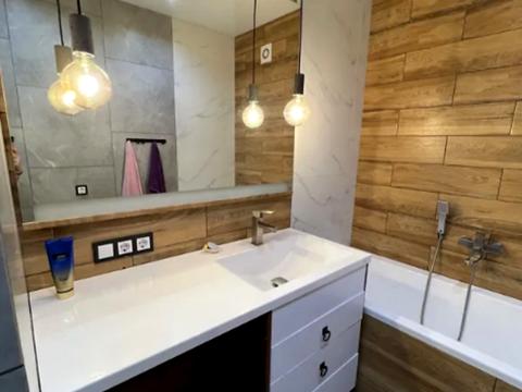 квартира за адресою Ньютона вул., 104