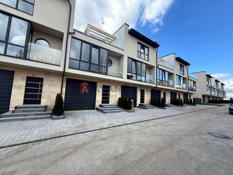 будинок за адресою Затишна, 4