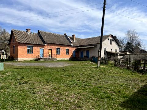 комерційна за адресою Богдана Хмельницького, 81