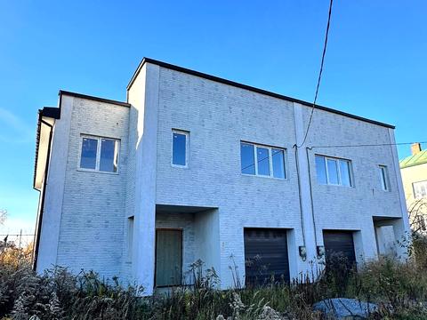 будинок за адресою В'ячеслава Чорновола вул.