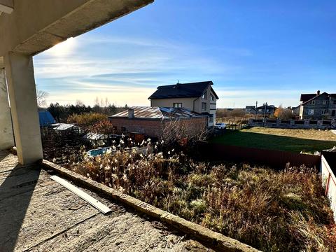 будинок за адресою В'ячеслава Чорновола вул.