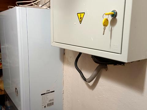 дом по адресу с. Гнедин, Олександрівська, 40