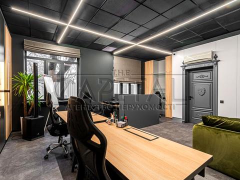 коммерческая по адресу Вадима Гетьмана ул., 1-А