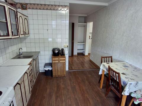 квартира за адресою Добровольців пров., 2