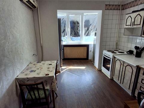 квартира за адресою Добровольців пров., 2