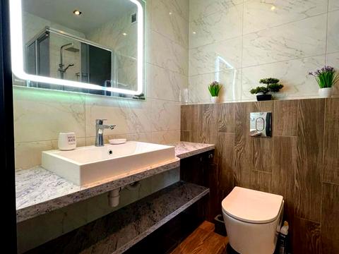 квартира по адресу Салютная ул., 2