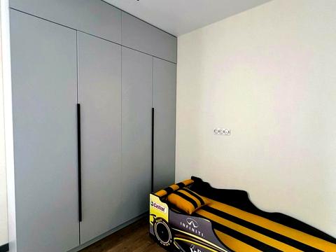 квартира по адресу Салютная ул., 2