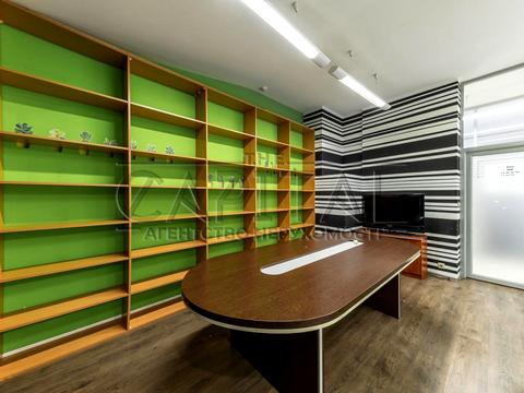 комерційна за адресою Велика Васильківська вул. (Червоноармійська), 32А