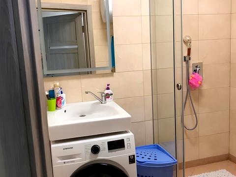 квартира за адресою Дмитра Яворницького просп. (Карла Маркса), 4