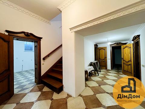 будинок за адресою Василя Сухомлинського вул., 19