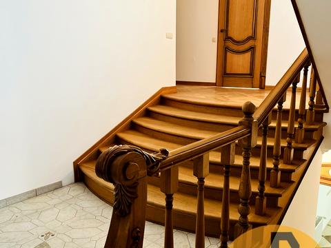 будинок за адресою Василя Сухомлинського вул., 19