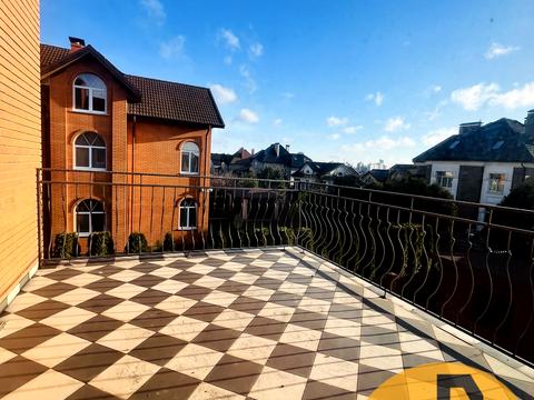 будинок за адресою Василя Сухомлинського вул., 19