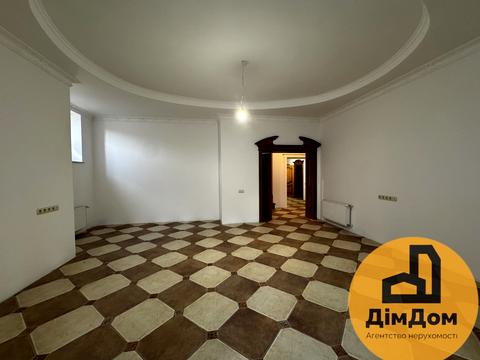 будинок за адресою Василя Сухомлинського вул., 19