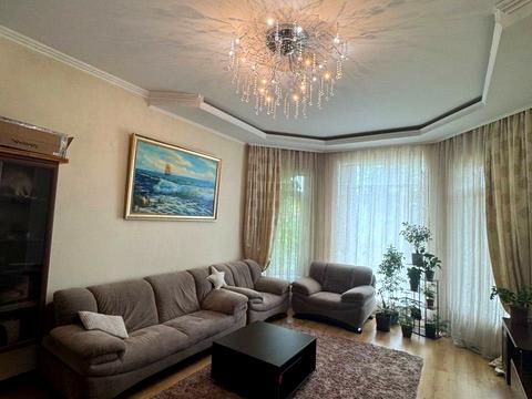 будинок за адресою Дениса Максишка вул. (Марії Демченко)